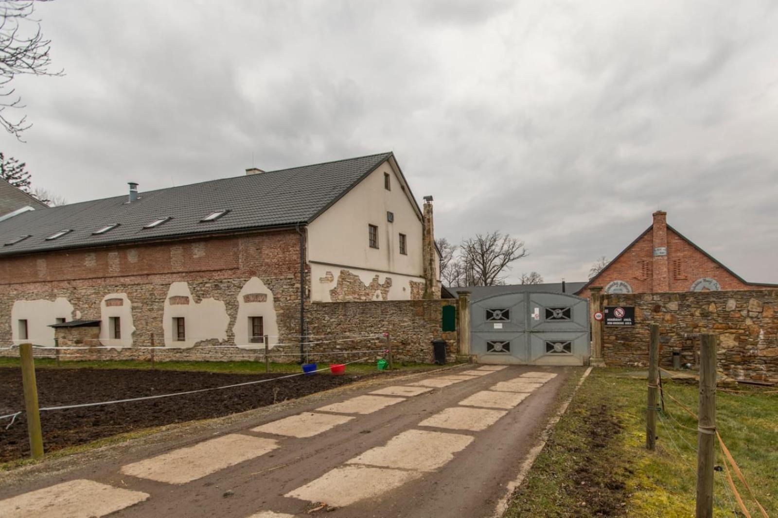 Jakubuv Novy Dvur Velká Jesenice المظهر الخارجي الصورة